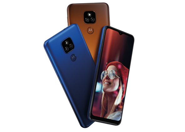 Olcsó telefonnal jön a Motorola