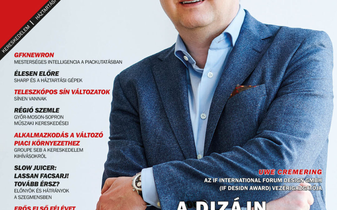 Október 2021