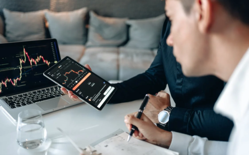 Visszafogott növekedés