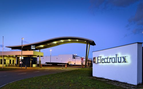 Leállítja a termelést az Electrolux nyíregyházi hűtőszekrénygyárában