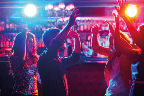 Gyere a disco club elé…