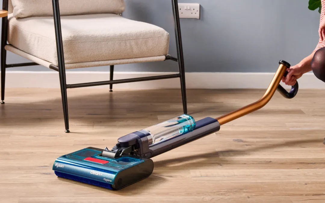 Technológiai fókuszban a nedves padlóápolás – A Dyson Clean+Wash megoldásai